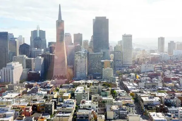 Effizienz im Energievertrieb: Die 5 häufigsten Zeitfresser und wie Sie sie eliminieren.